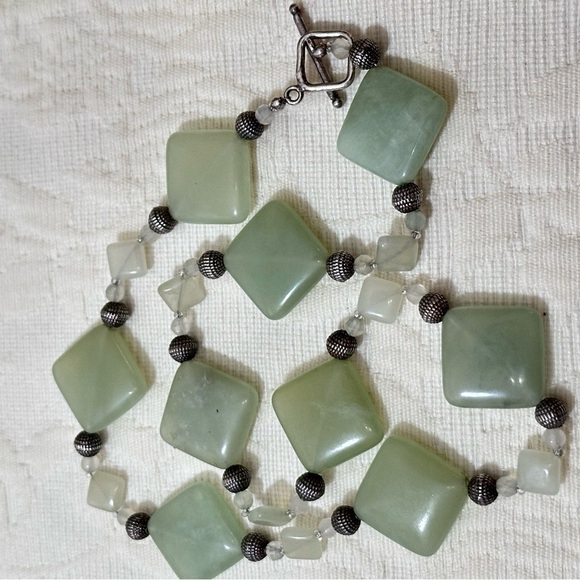 Elegant Green Serpentine and Quartz Natural Gemstones Stone Necklace 4018 P - Picture 6 of 9